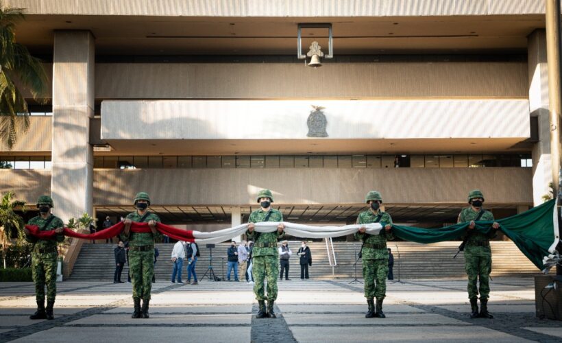Autoridades civiles y militares conmemoran el Día de la Fuerza Aérea ...