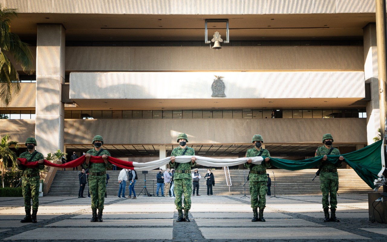 Autoridades civiles y militares conmemoran el Día de la Fuerza Aérea ...