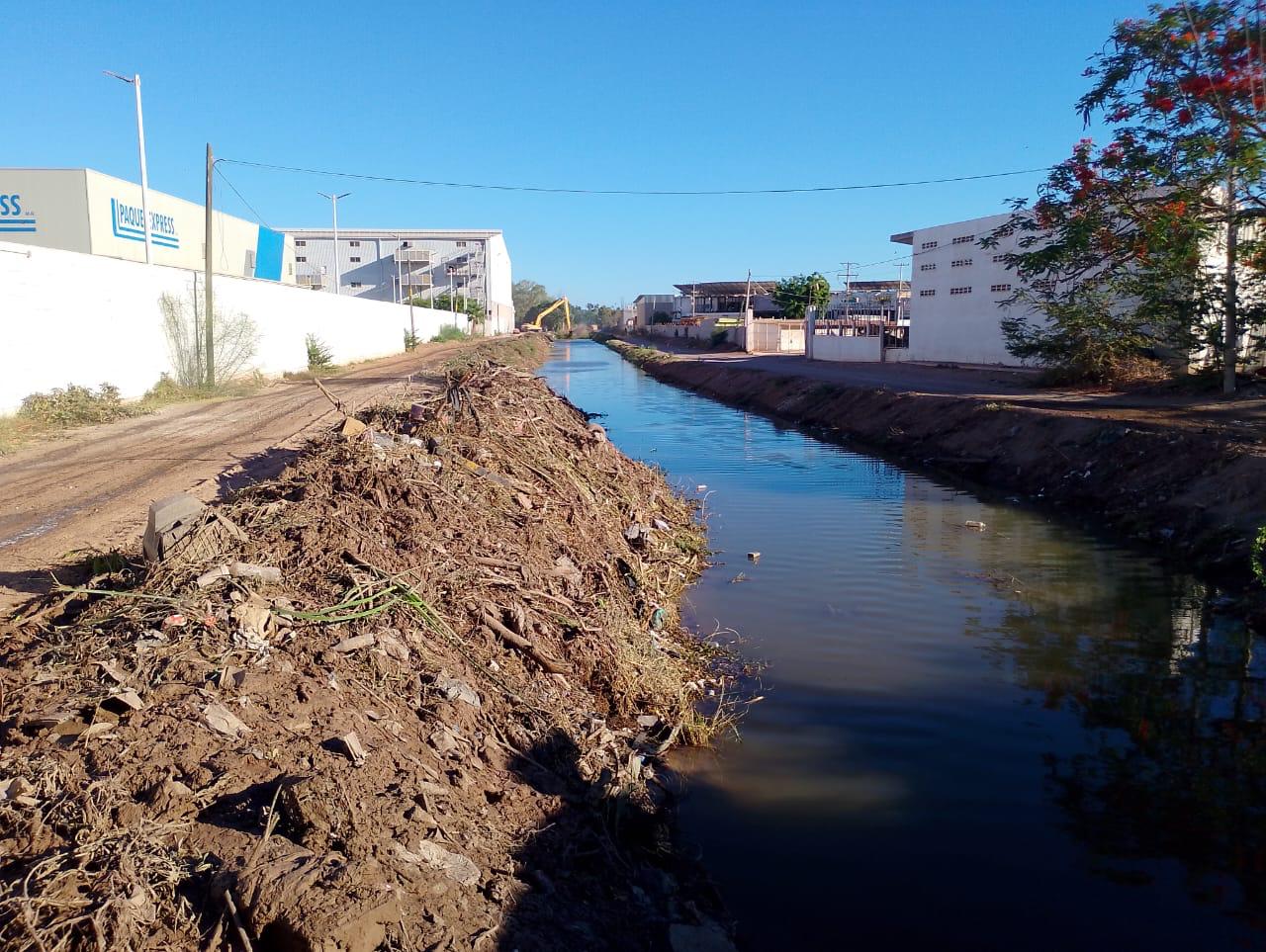 Gobierno de Ahome continúa con programas de limpieza de Drenes y ...